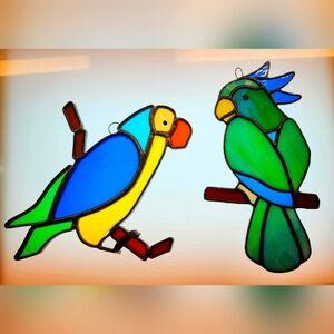 Lot of 2 Vintage BIRD Retro Stainglass Sunkatchers PARROTS